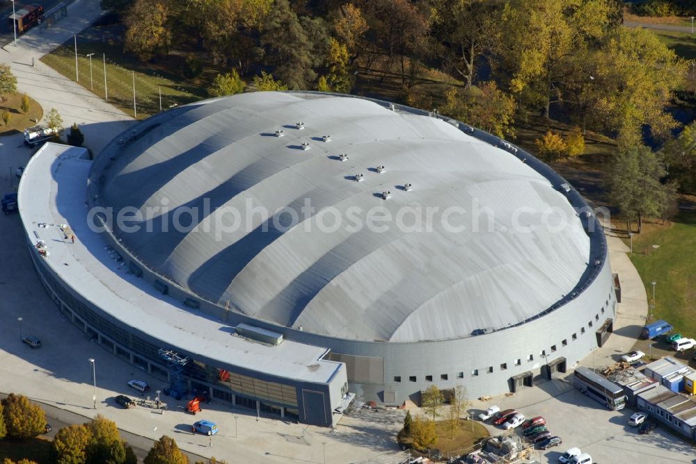 Braunschweig from the bird's eye view: Building of the indoor arena Volkswagen Halle on Europaplatz in Brunswick in the state Lower Saxony, Germany