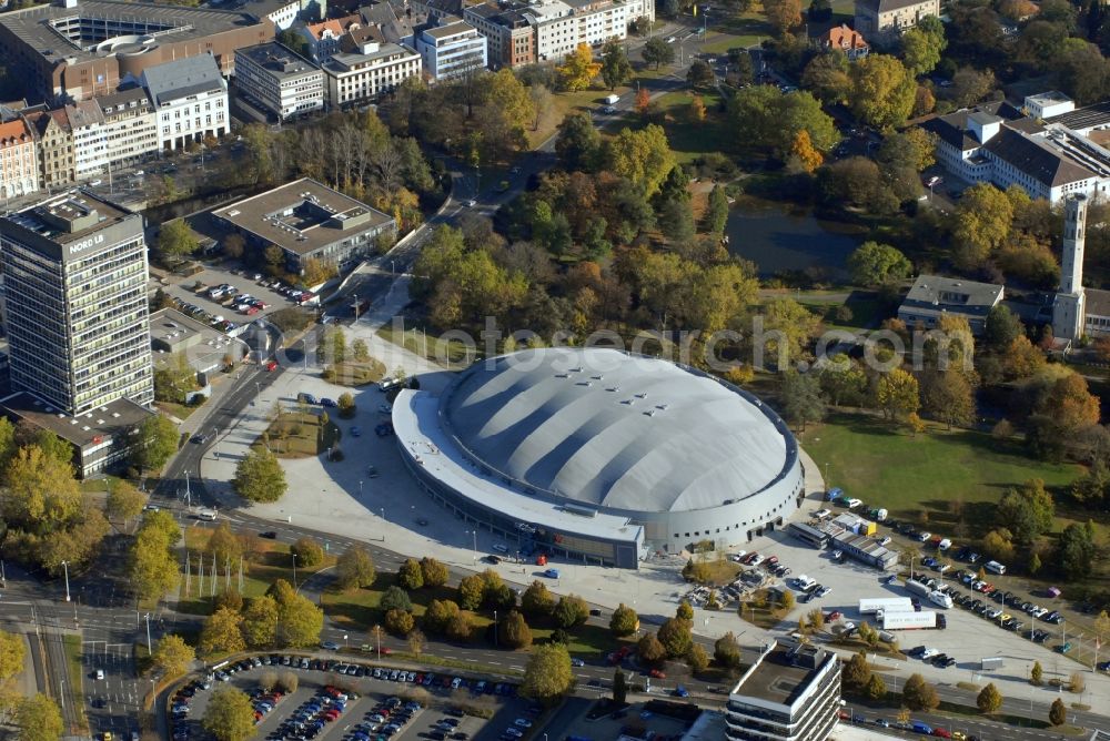 Aerial image Braunschweig - Building of the indoor arena Volkswagen Halle on Europaplatz in Brunswick in the state Lower Saxony, Germany