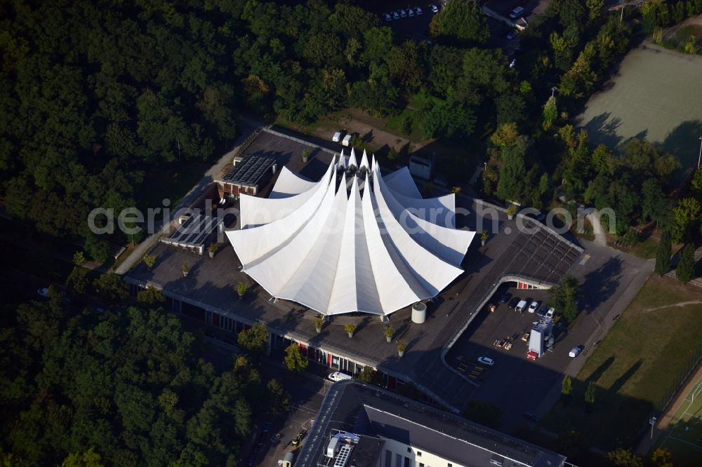 Berlin-Kreuzberg from the bird's eye view: The Tempodrom at Anhalter Bahnhof in Berlin. The Tempodrom was established by the nurse Irene Moessinger as an alternative gambling location