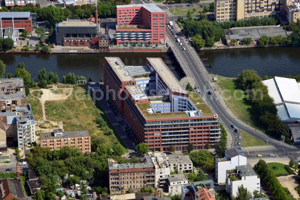 Aerial image Berlin - verdi - union headquarters on the River Spree in Friedrichshain-Kreuzberg district in Berlin