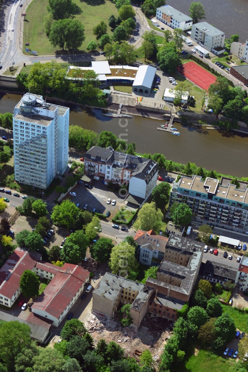 Aerial image Magdeburg OT Werder - View of decayed buildings in the district of Werder in the state of Saxony-Anhalt