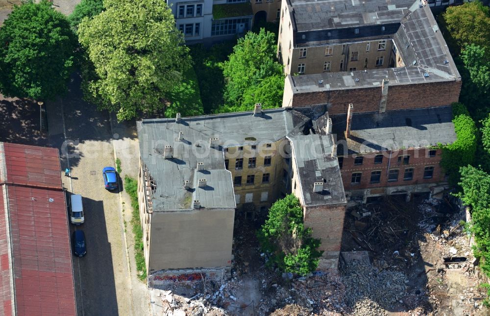 Aerial photograph Magdeburg OT Werder - View of decayed buildings in the district of Werder in the state of Saxony-Anhalt