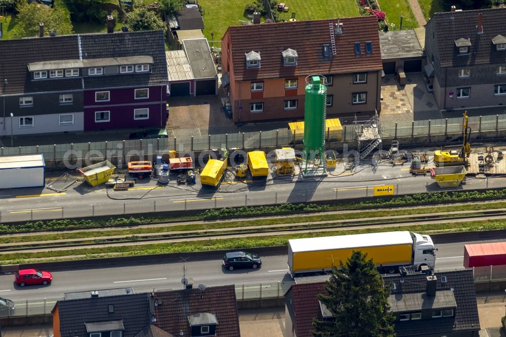 Aerial image Essen - Filling of the possible days break at blocking the motorway A40 motorway and the A52 in Essen in North Rhine-Westphalia