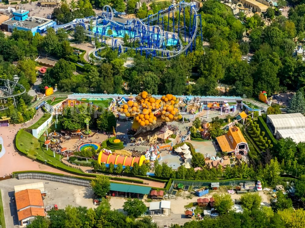 Ronchi from the bird's eye view: Leisure Centre - Amusement Park Gardaland in Ronchi in Veneto, Italy