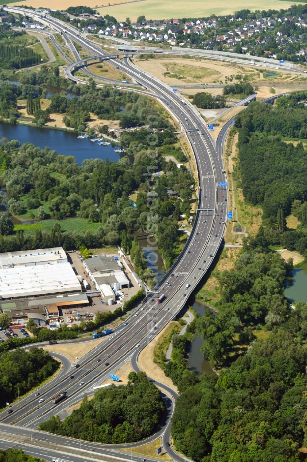 Braunschweig from above - Traffic flow at the intersection- motorway A 39 and BAB A395 Kreuz Braunschweig Sued in Brunswick in the state Lower Saxony, Germany