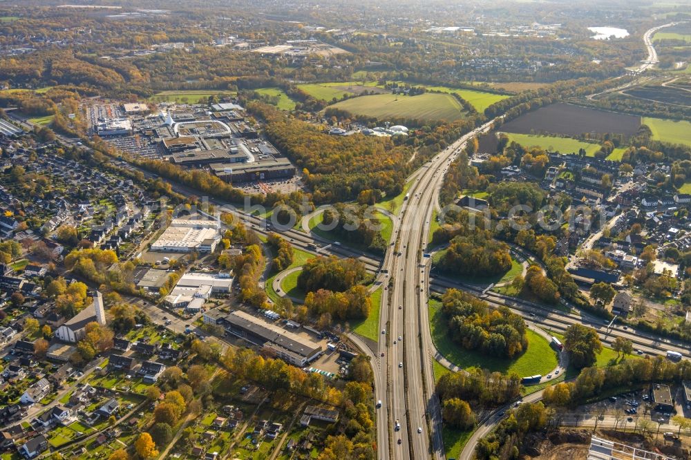 Aerial image Bochum - Traffic flow at the intersection- motorway A 40 - A43 in Bochum at Ruhrgebiet in the state North Rhine-Westphalia