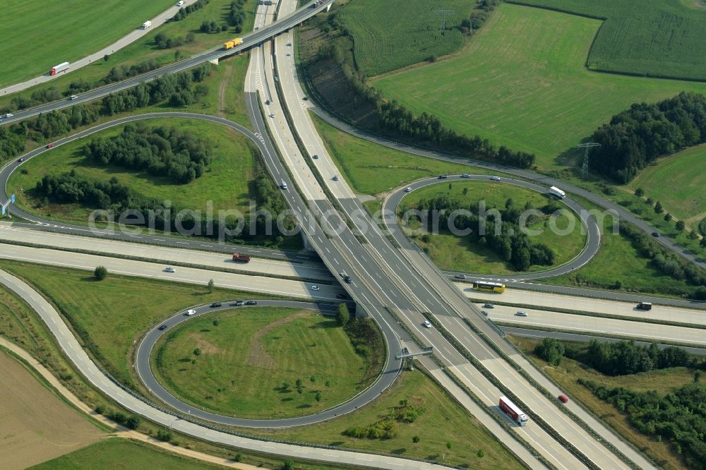 Chemnitz from the bird's eye view: Traffic flow at the intersection- motorway A 4 and the A72 in Chemnitz in the state Saxony