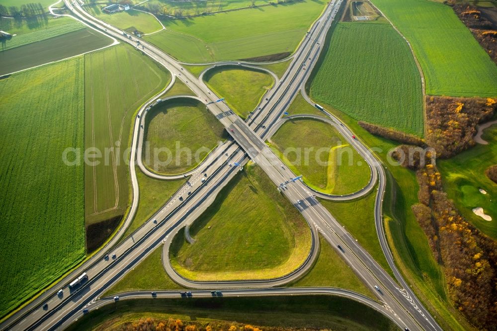 Duisburg from above - Traffic flow at the intersection- motorway A 59, B8 und B288 in Duisburg in the state North Rhine-Westphalia