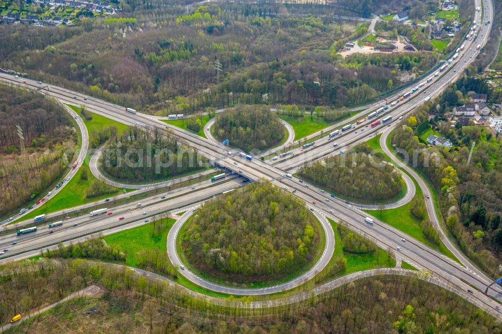 Aerial image Hagen - Traffic flow at the intersection- motorway A 45 - A46 Hagen in the district Herbeck in Hagen in the state North Rhine-Westphalia