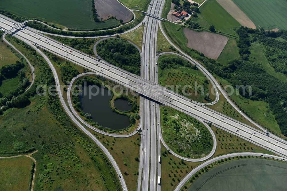 Aerial photograph Hamberge - Traffic flow at the intersection- motorway A 20 - A1 in Hamberge in the state Schleswig-Holstein