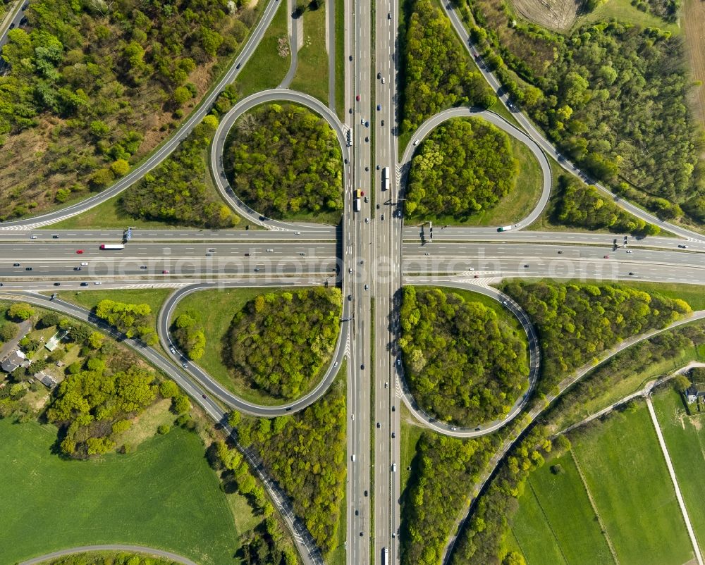 Hilden from above - Traffic flow at the intersection- motorway BAB A46 - A3 - E35 in Hilden in the state North Rhine-Westphalia