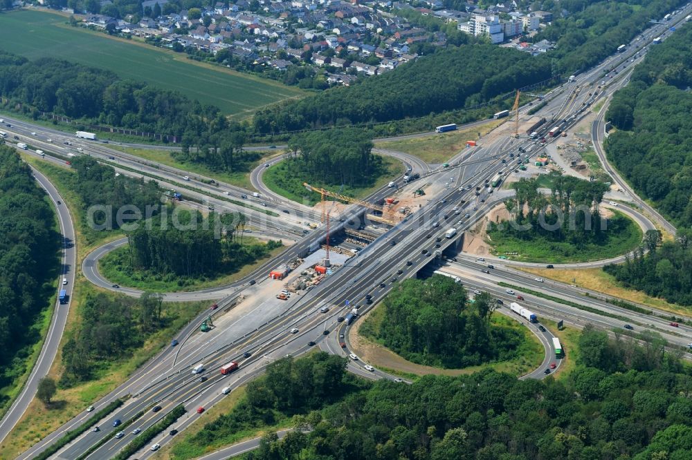 Aerial photograph Köln - Traffic flow at the intersection- motorway A 1 - A57 Koeln-Nord in the district Ossendorf in Cologne in the state North Rhine-Westphalia, Germany