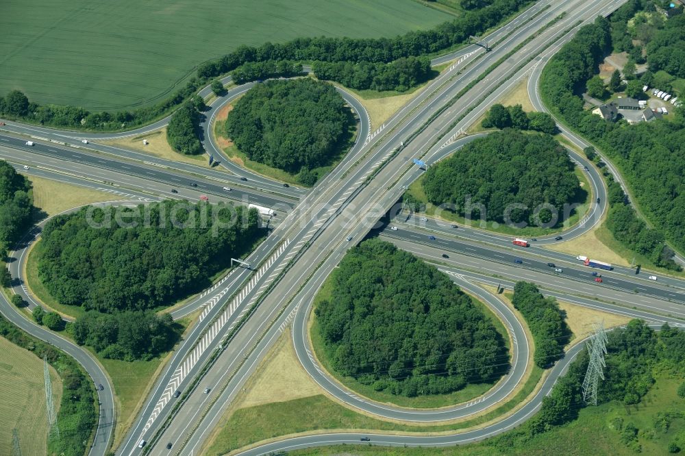 Aerial photograph Bochum - Traffic flow at the intersection- motorway A 44 - A43 Kreuz Bochum/Witten in Bochum in the state North Rhine-Westphalia