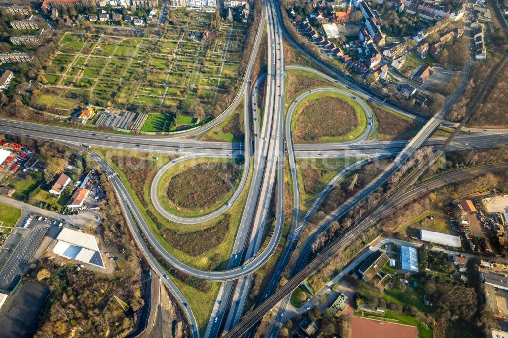 Aerial photograph Herne - Traffic flow at the intersection- motorway A 42 A43 a??Kreuz Hernea?? in Herne in the state North Rhine-Westphalia, Germany