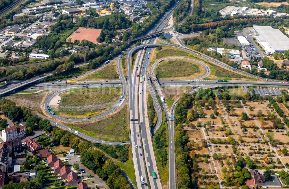 Aerial photograph Herne - Traffic flow at the intersection- motorway A 42 A43 Kreuz Herne in Herne in the state North Rhine-Westphalia, Germany