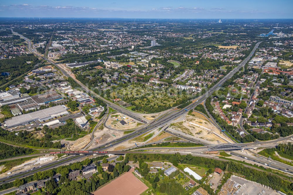 Aerial image Herne - Traffic flow at the intersection- motorway A 42 A43 a??Kreuz Hernea?? in Herne in the state North Rhine-Westphalia, Germany