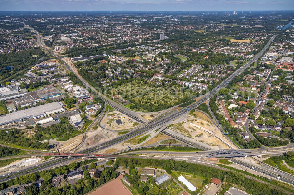 Aerial photograph Herne - Traffic flow at the intersection- motorway A 42 A43 a??Kreuz Hernea?? in Herne in the state North Rhine-Westphalia, Germany