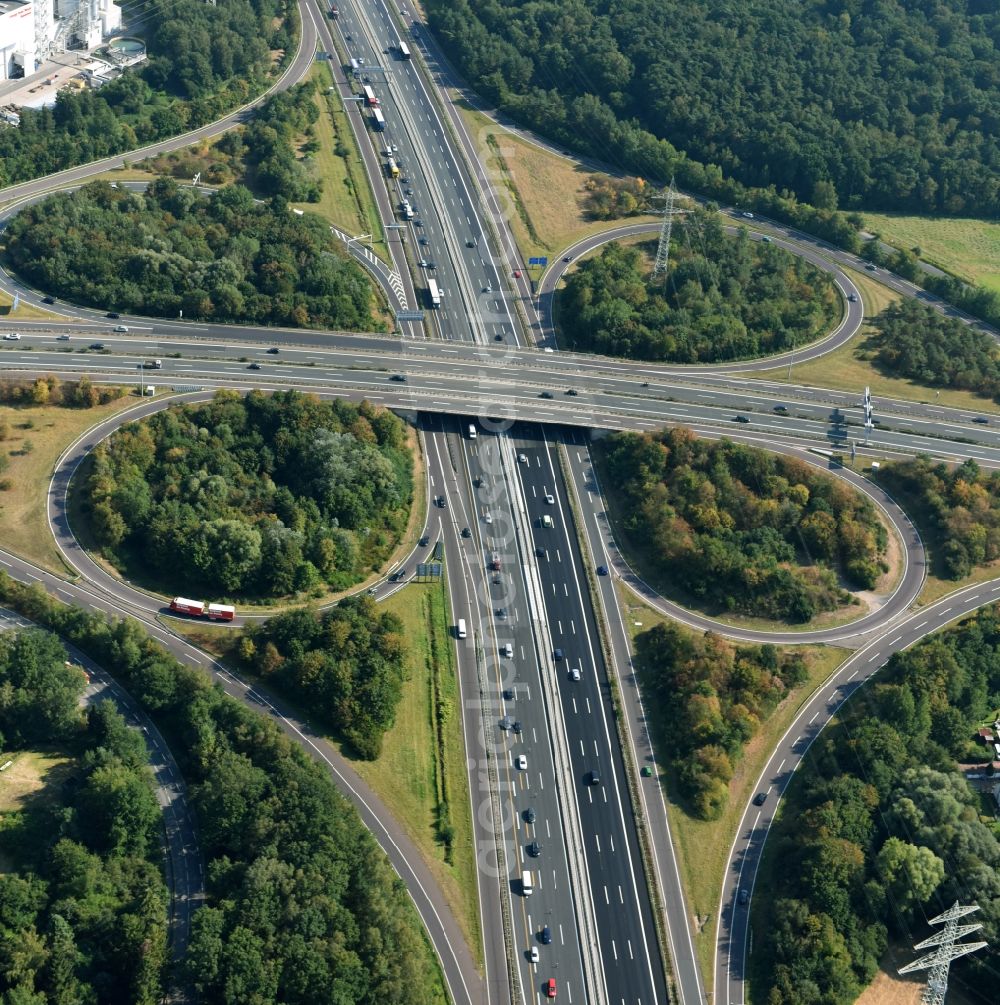 Hannover from above - Traffic flow at the intersection- motorway Kreuz Hannover-Buchholz where the A2 and A37 near Hannover in the state Lower Saxony are crossing each other