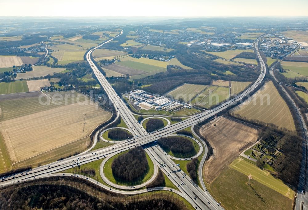 Aerial photograph Unna - Traffic flow at the intersection- motorway A 44 Unna-Ost in Unna in the state North Rhine-Westphalia, Germany