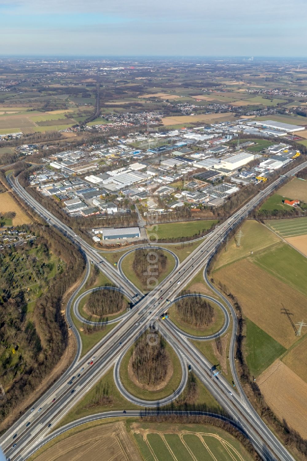 Aerial photograph Unna - Traffic flow at the intersection- motorway A 44 Unna-Ost in Unna in the state North Rhine-Westphalia, Germany