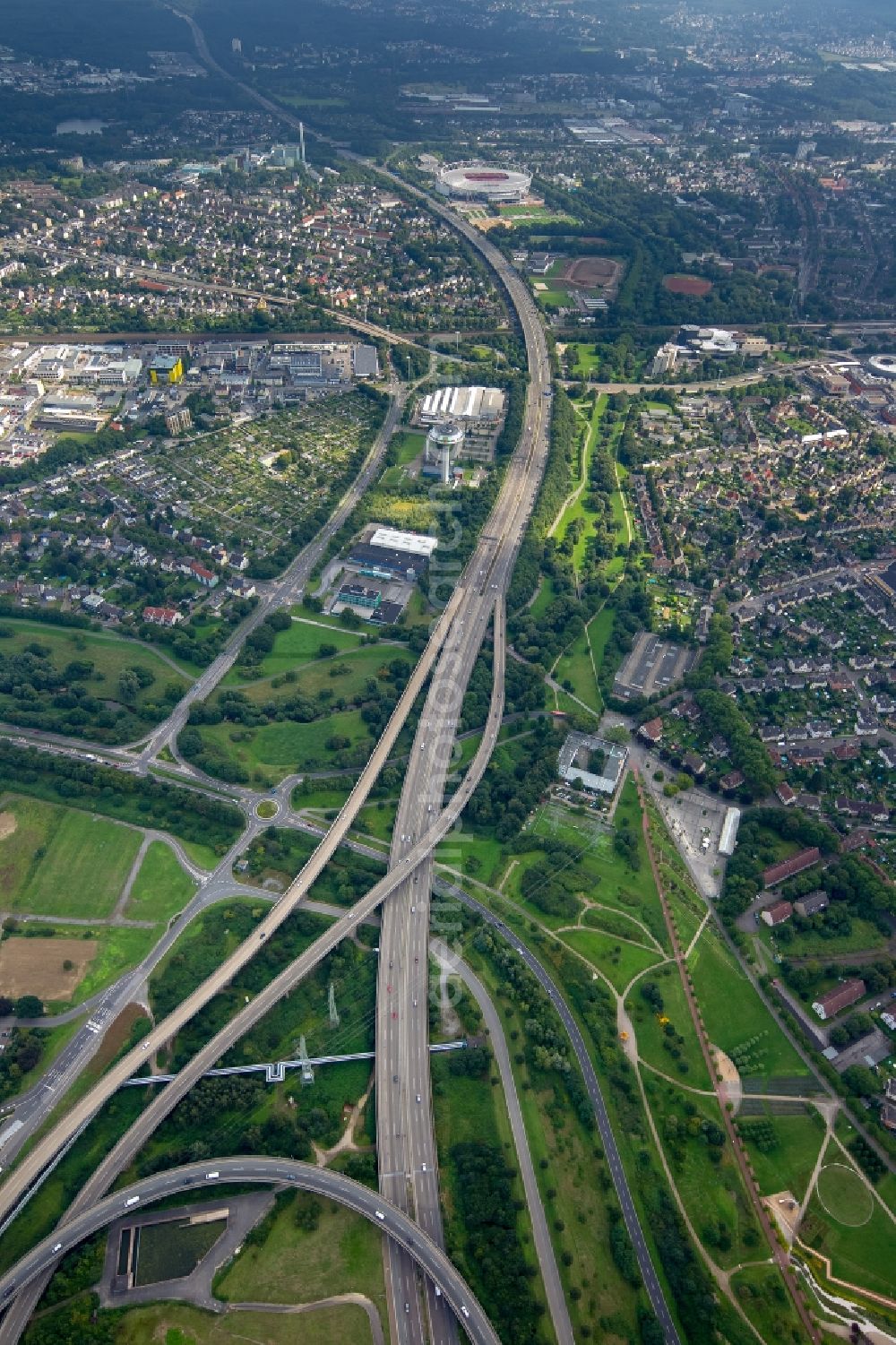 Aerial photograph Leverkusen - Traffic flow at the intersection- motorway A 1 and A 59 in the West of Leverkusen in the state of North Rhine-Westphalia