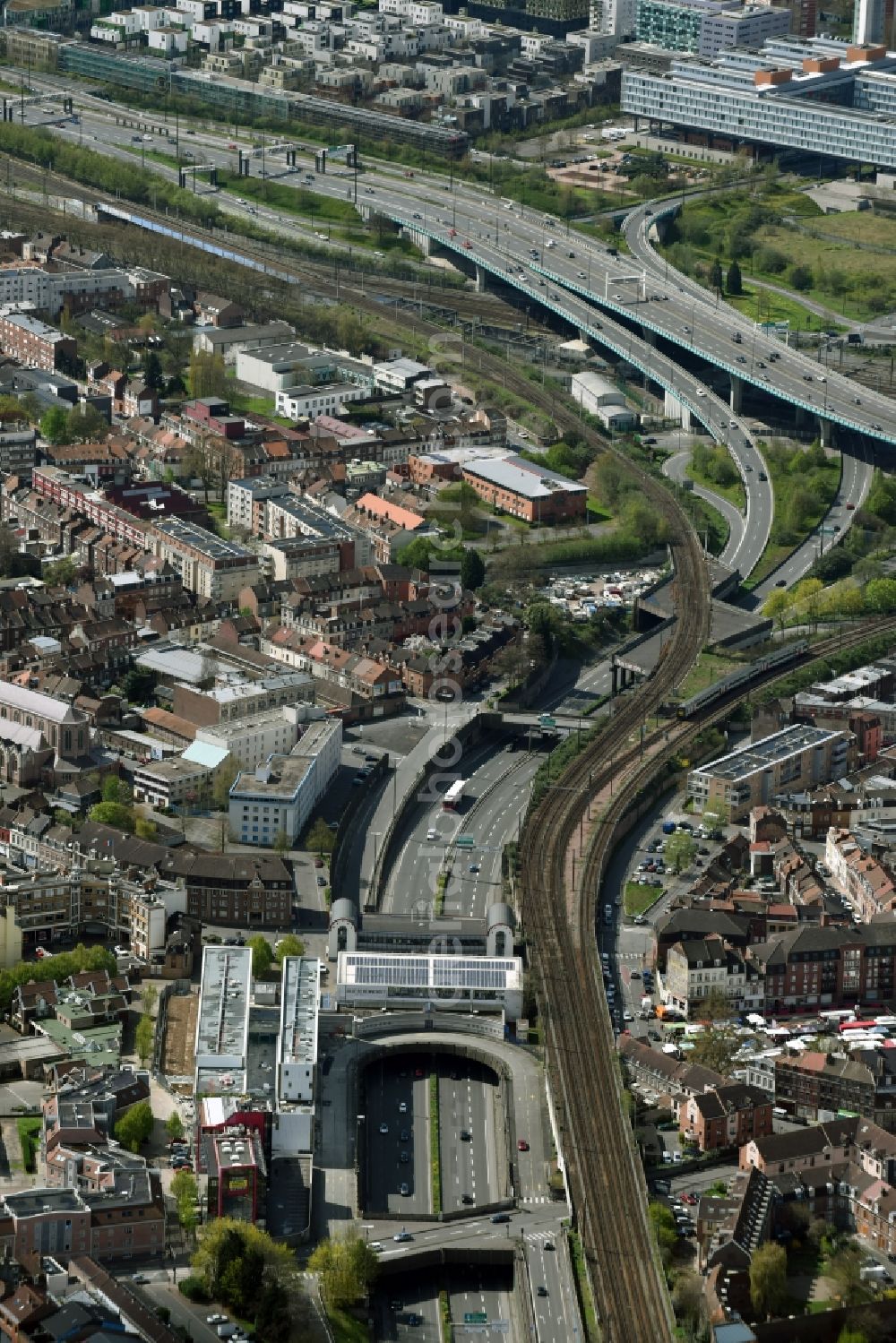 Lille from the bird's eye view: Traffic flow at the intersection- motorway N356 D651 in Lille in Nord-Pas-de-Calais Picardy, France