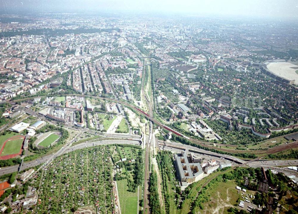 Aerial image Berlin - Tempelhof - Verkehrsführung der DB / S-Bahn am S- Bahnhof Papestraße in Berlin - Tempelhof.