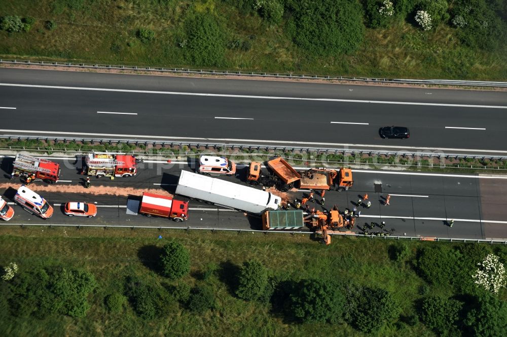 Aerial photograph Plötzkau - Traffic accident with highway traffic jam on the route of BAB A14 by a truck lorry in Ploetzkau in the state Saxony-Anhalt