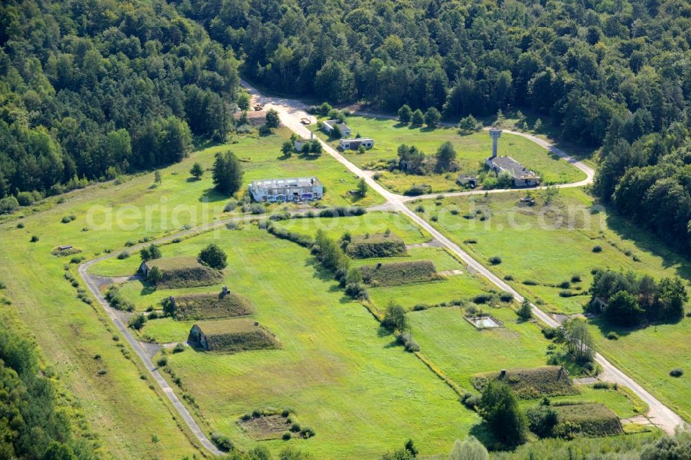 Breitefeld from the bird's eye view: Vacant bunker complex and ammunition depots on the former military training ground the British Armed Forces in Breitefeld in the state Hesse