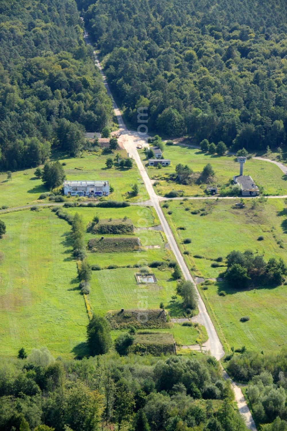 Aerial image Breitefeld - Vacant bunker complex and ammunition depots on the former military training ground the British Armed Forces in Breitefeld in the state Hesse