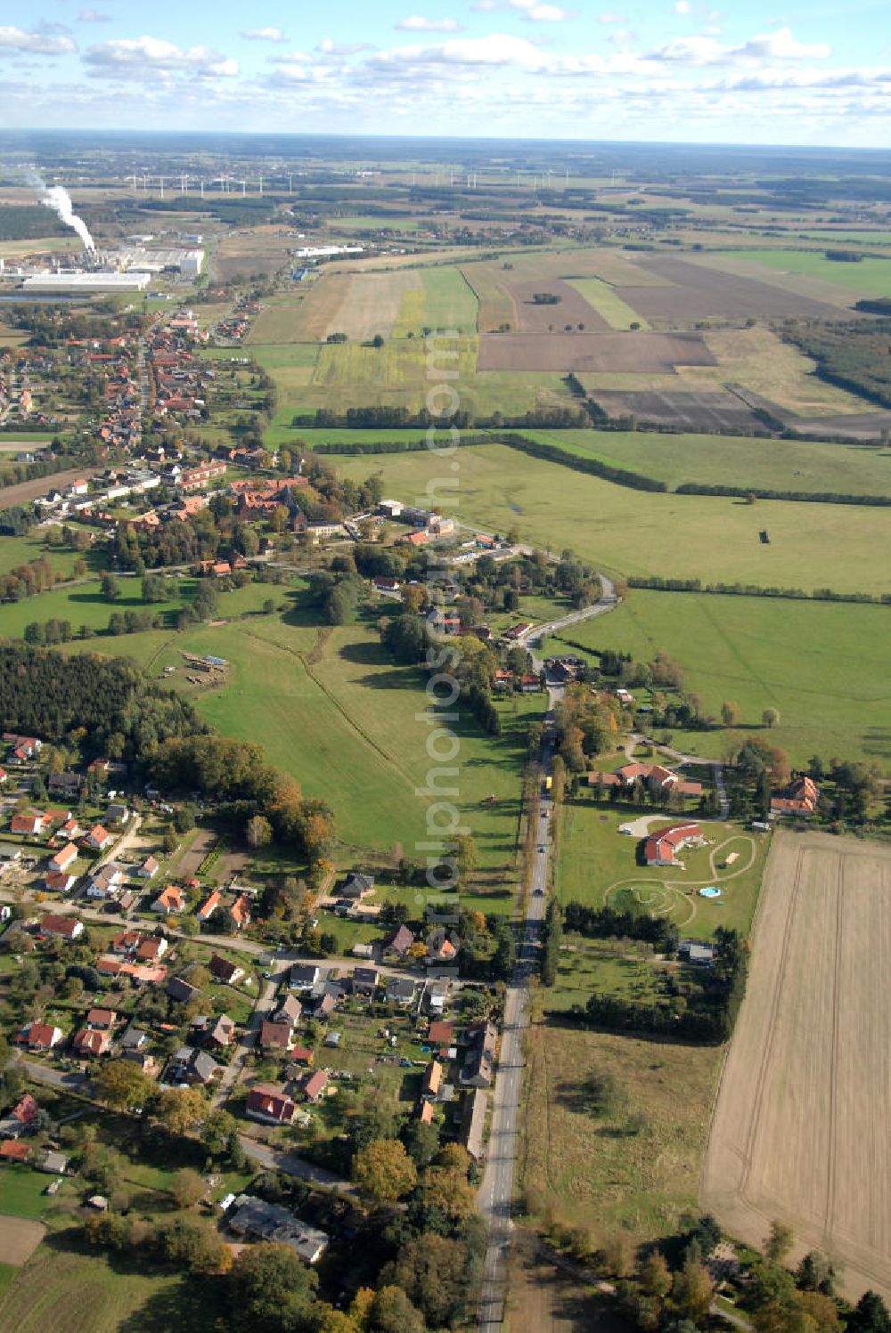 Aerial photograph Heiligengrabe - Blick auf die Ortsumgehung Bundesstrasse 189 Heiligengrabe. Projektsteuerung: Schüßler-Plan Ingenieurgesellschaft für Bau- und Verkehrswegeplanung mbH.