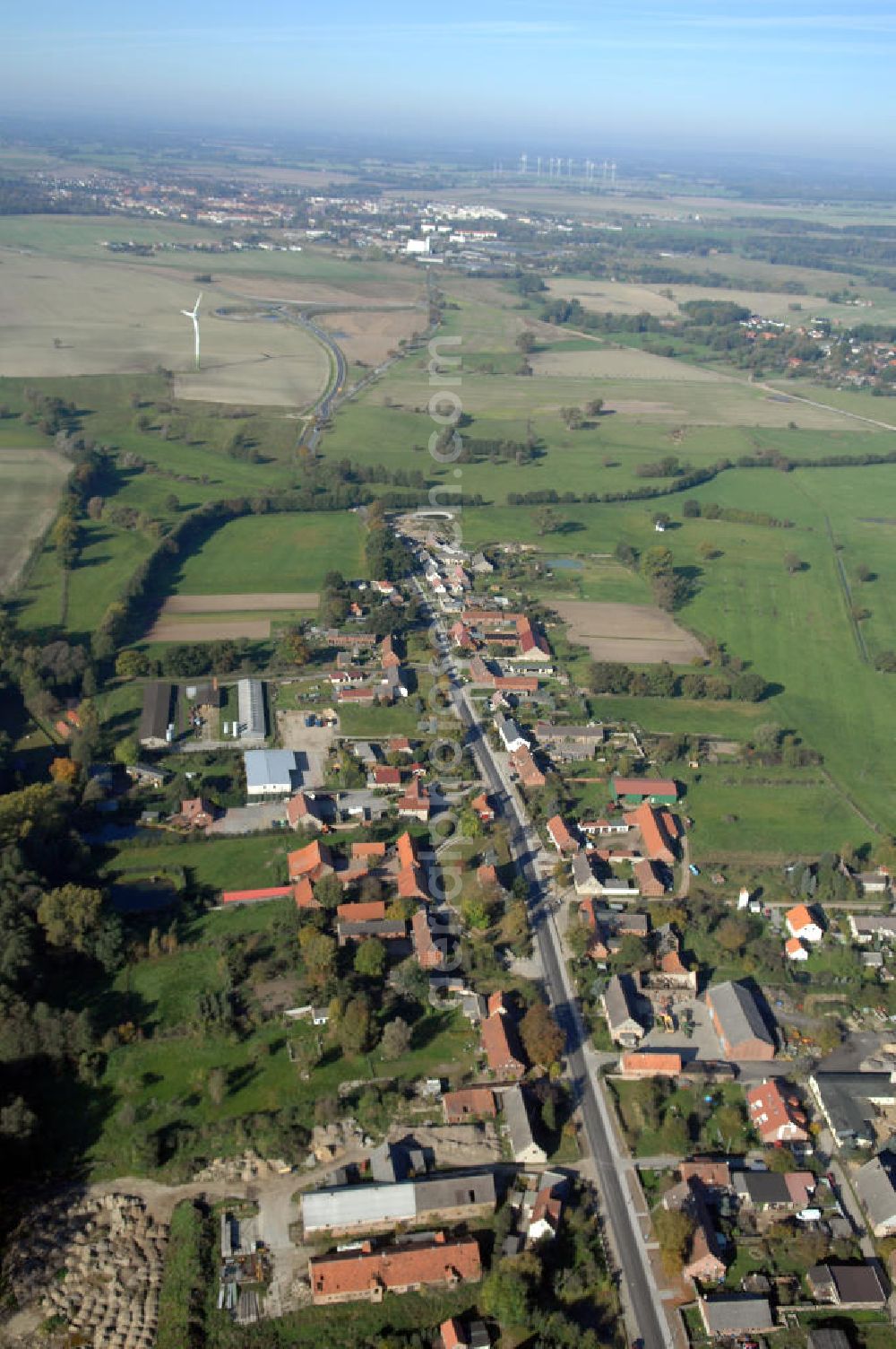 Aerial photograph Kemnitz - Blick auf die Ortsumgehung Bundesstrasse 189 Kemnitz. Projektsteuerung: Schüßler-Plan Ingenieurgesellschaft für Bau- und Verkehrswegeplanung mbH.