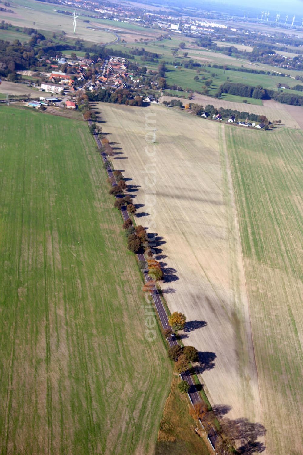 Aerial image Kemnitz - Blick auf die Ortsumgehung Bundesstrasse 189 Kemnitz. Projektsteuerung: Schüßler-Plan Ingenieurgesellschaft für Bau- und Verkehrswegeplanung mbH.