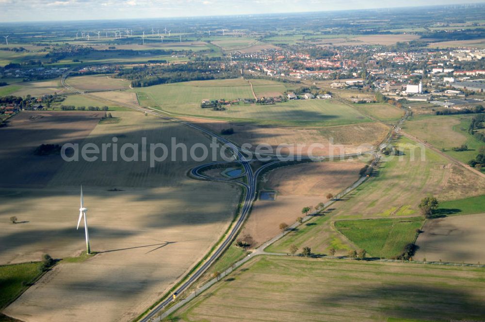 Pitzwalk from the bird's eye view: Blick auf die Ortsumgehung Bundesstrasse 189 Pritzwalk. Projektsteuerung: Schüßler-Plan Ingenieurgesellschaft für Bau- und Verkehrswegeplanung mbH.