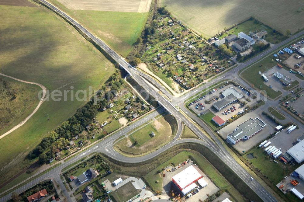 Pitzwalk from the bird's eye view: Blick auf die Ortsumgehung Bundesstrasse 189 Pritzwalk. Projektsteuerung: Schüßler-Plan Ingenieurgesellschaft für Bau- und Verkehrswegeplanung mbH.