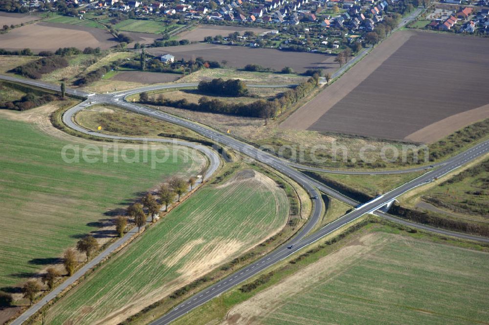 Pitzwalk from the bird's eye view: Blick auf die Ortsumgehung Bundesstrasse 189 Pritzwalk. Projektsteuerung: Schüßler-Plan Ingenieurgesellschaft für Bau- und Verkehrswegeplanung mbH.