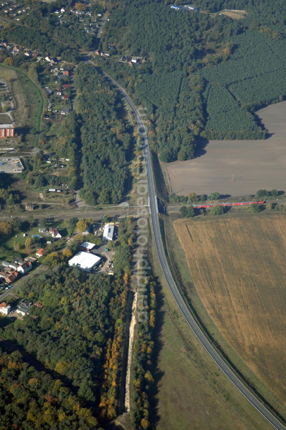 Aerial image Weisen - Blick auf die Ortsumgehung Bundesstrasse 189 Weisen. Projektsteuerung: Schüßler-Plan Ingenieurgesellschaft für Bau- und Verkehrswegeplanung mbH.