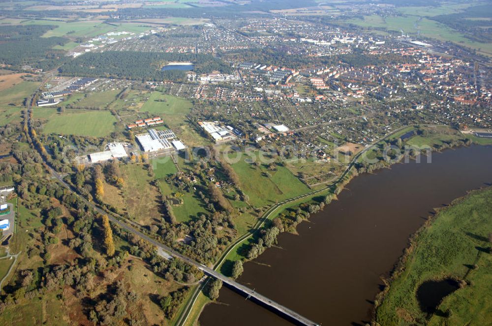 Aerial image Wittenberge - Blick auf die Ortsumgehung Bundesstrasse 189 Elbbrücke Wittenberge. Projektsteuerung: Schüßler-Plan Ingenieurgesellschaft für Bau- und Verkehrswegeplanung mbH.