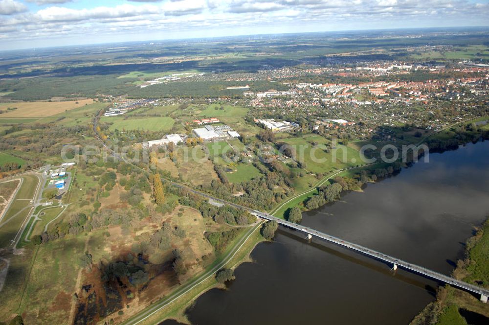 Wittenberge from above - Blick auf die Ortsumgehung Bundesstrasse 189 Elbbrücke Wittenberge. Projektsteuerung: Schüßler-Plan Ingenieurgesellschaft für Bau- und Verkehrswegeplanung mbH.