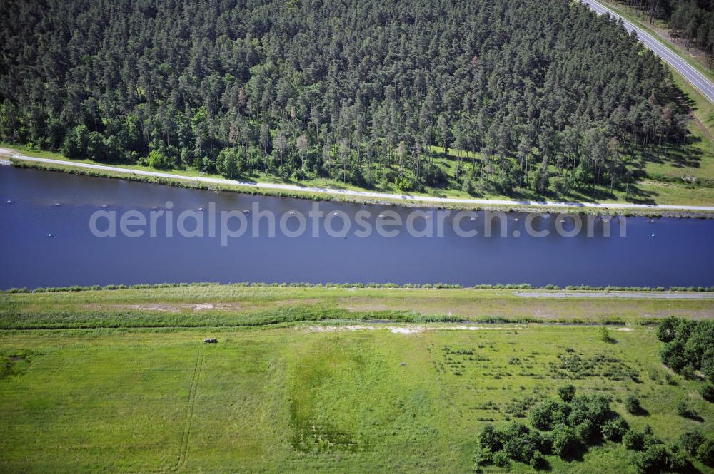 Aerial image Wusterwitz - Blick auf den Verlauf des Elbe-Havel-Kanal im Bereich Wusterwitz von Nord nach Süd gesehen. View of the course of the Elbe-Havel canal at Wusterwitz seen from north to south.