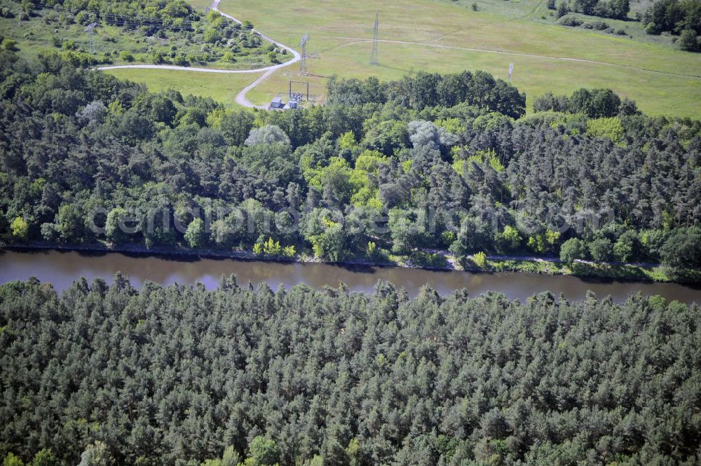 Wusterwitz from the bird's eye view: Blick auf den Verlauf des Elbe-Havel-Kanal im Bereich Wusterwitz von Nord nach Süd gesehen. View of the course of the Elbe-Havel canal at Wusterwitz seen from north to south.