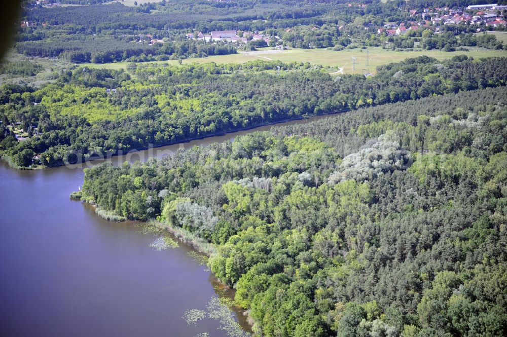 Aerial image Wusterwitz - Blick auf den Verlauf des Elbe-Havel-Kanal im Bereich Wusterwitz von Nord nach Süd gesehen. View of the course of the Elbe-Havel canal at Wusterwitz seen from north to south.