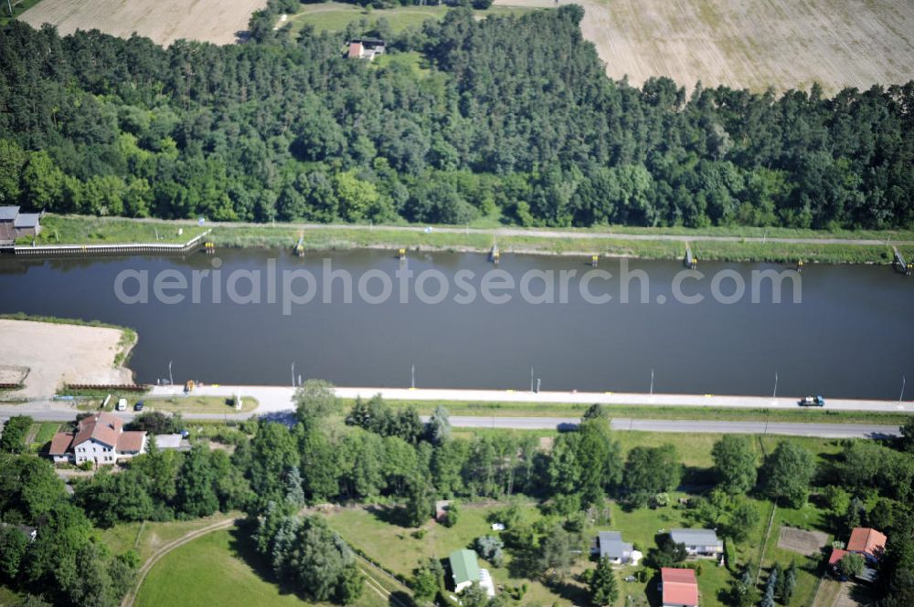 Wusterwitz from the bird's eye view: Blick auf den Verlauf des Elbe-Havel-Kanal im Bereich Wusterwitz von Süd nach Nord gesehen. View of the course of the Elbe-Havel canal at Wusterwitz seen from south to north.