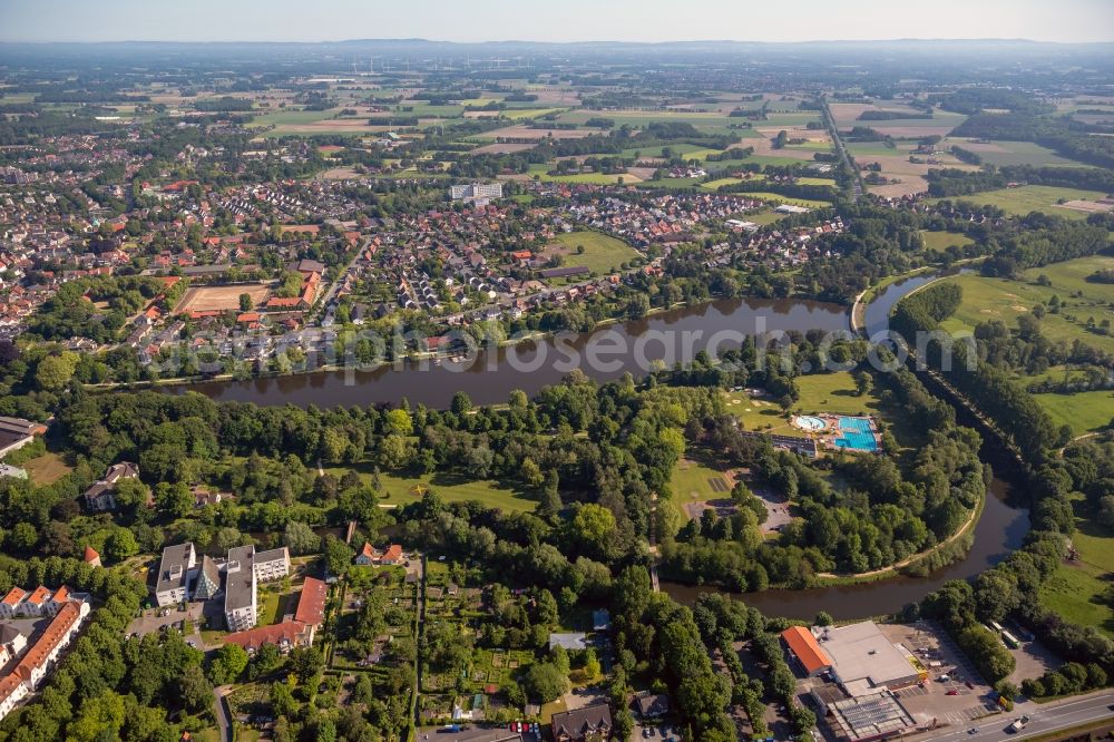 Warendorf from the bird's eye view: The course of the Ems through the city Warendorf in the state North Rhine-Westphalia. The river forms with its course an island in the Ems and the Emssee