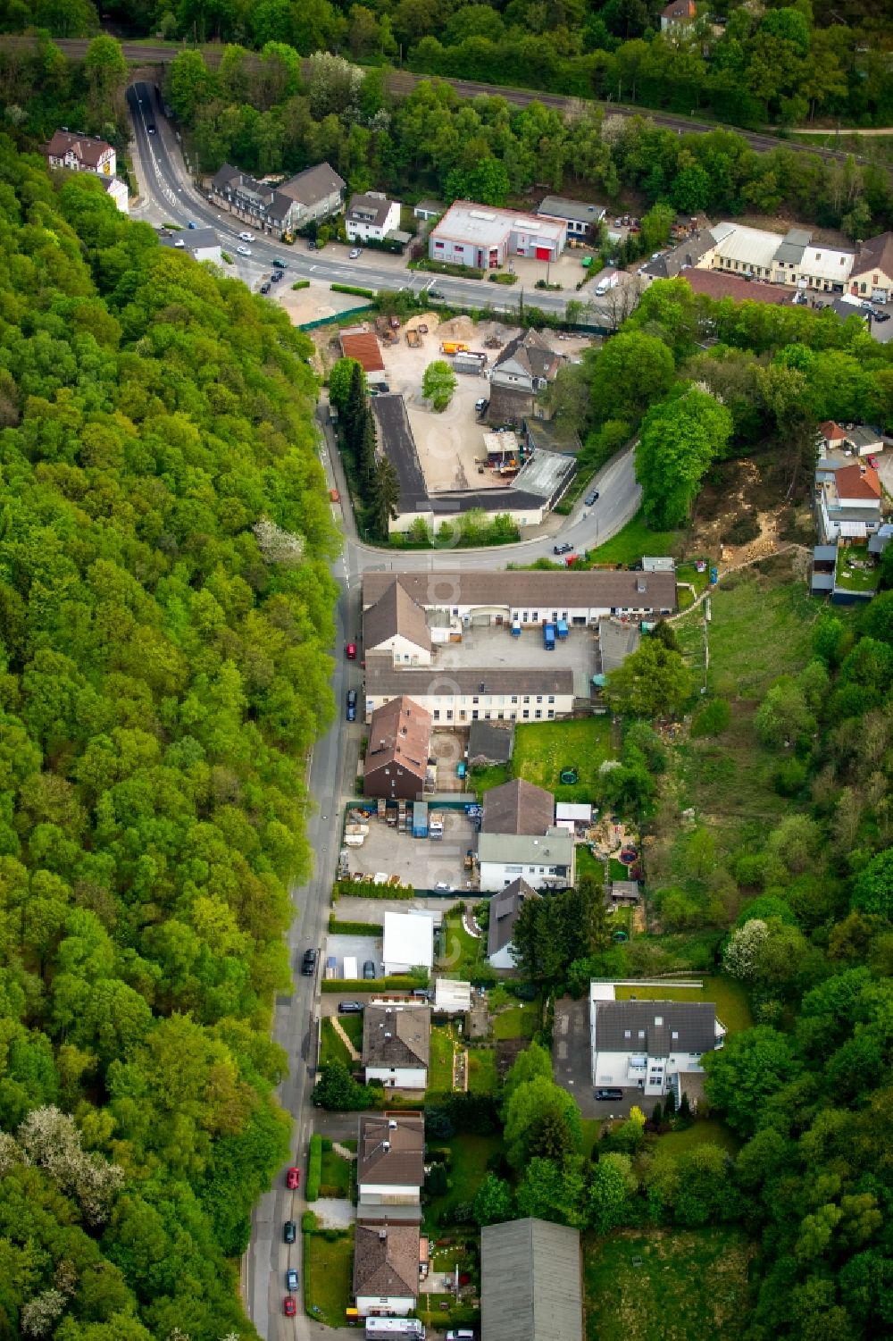 Aerial image Ennepetal - Hembecker Talstrasse street in the Buettenberg part of Ennepetal in the state of North Rhine-Westphalia