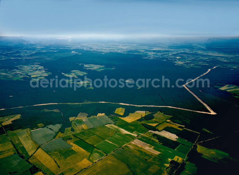 Aerial image Lüchow - The course of the inner-German border at Lüchow. The border shared over 40 years, the Federal Republic of Germany Republic of bundles of the GDR German Democratic Republic to the German reunification