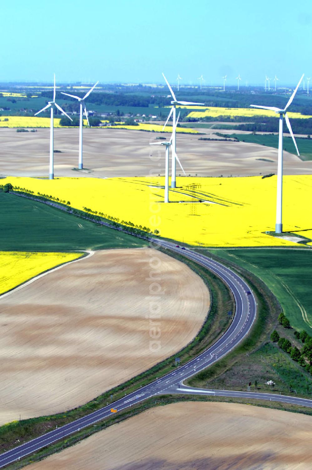 PASSOW from the bird's eye view: Verlauf der Ortsumfahrung der Bundesstrasse B 168 bei Passow. Landesbetrieb Straßenwesen Brandenburg (