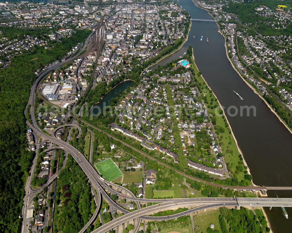 Aerial image Koblenz - The river Rhine in Koblenz in the state of Rhineland-Palatinate. The metropolitan area of Koblenz is one of the oldest cities in Germany. Parts of Koblenz belong to the UNESCO world heritage. The river separates the city. Bridges, ships and small islands mark the run of the river in the area