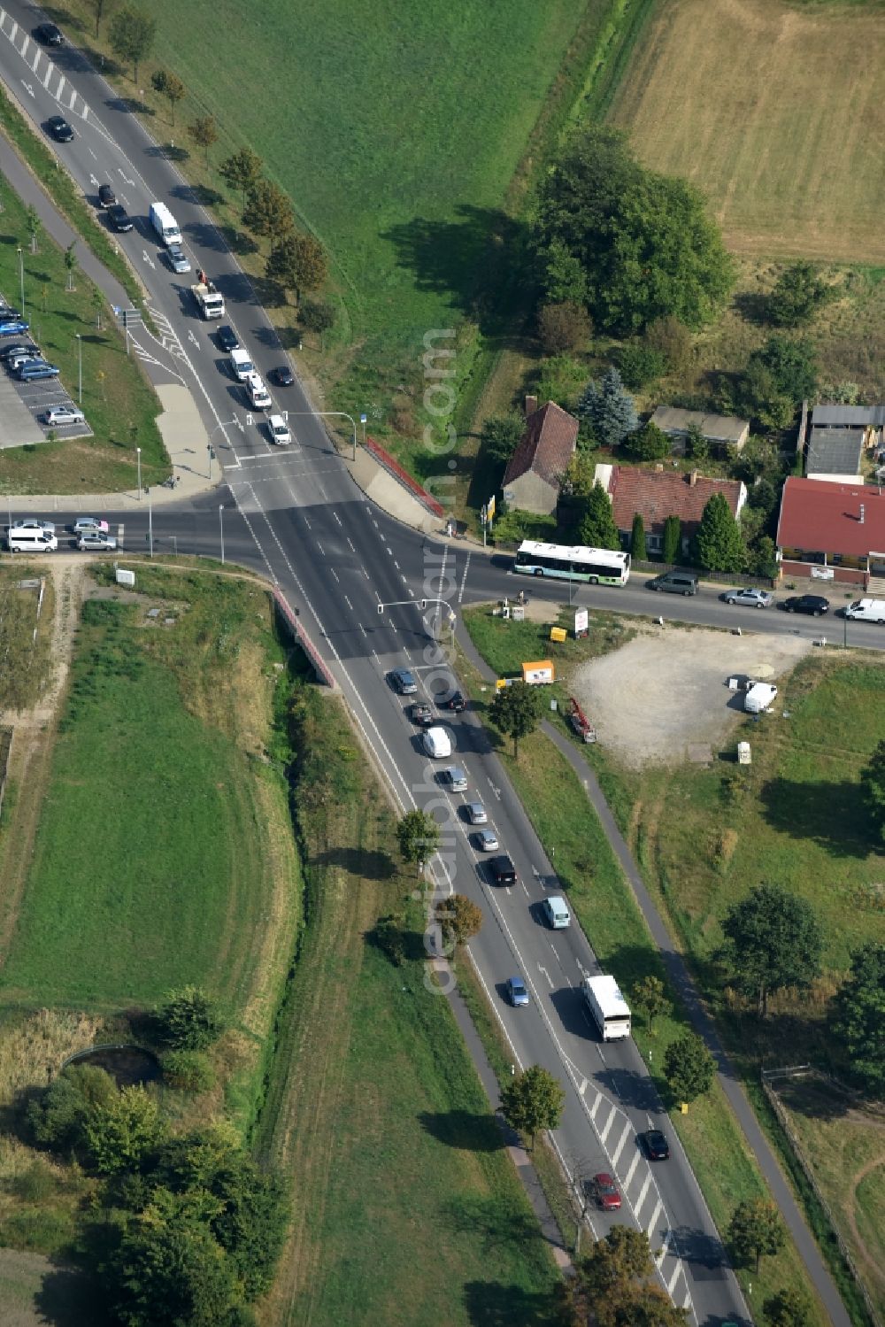 Aerial photograph Lindenberg - Road over the crossroads der B2, Bucher Weg und Bernauer Strasse in Lindenberg in the state Brandenburg