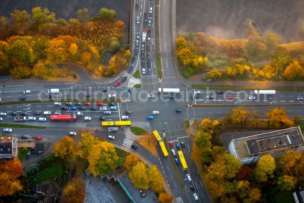 Aerial photograph Essen - Road over the crossroads in Essen in the state North Rhine-Westphalia